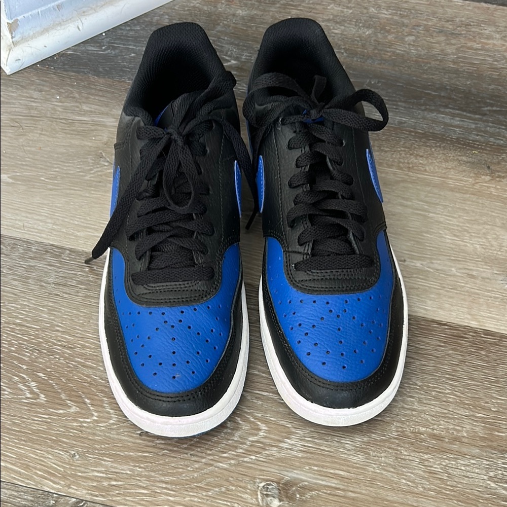 Nike Men's Black and Blue Sneakers